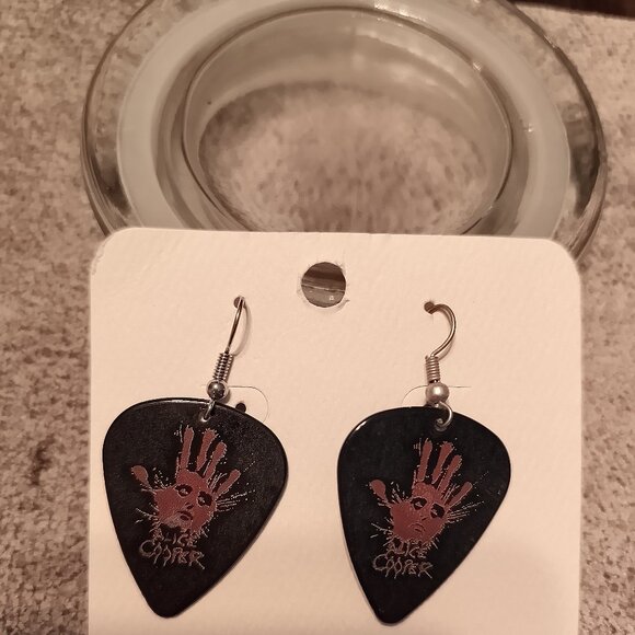 ALICE COOPER GUITAR PICK NECKLACE - EARRINGS SET - Picture 2 of 2